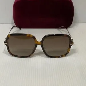 Gucci | Accessories | Womans Gucci Sunglasses Gg884sa Brown  display picture 1